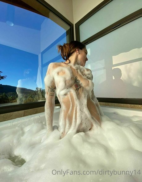 dirtybunny14 erotic star img