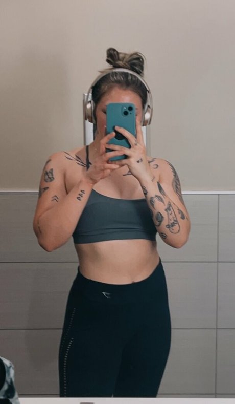 BaileyGoat hot star images