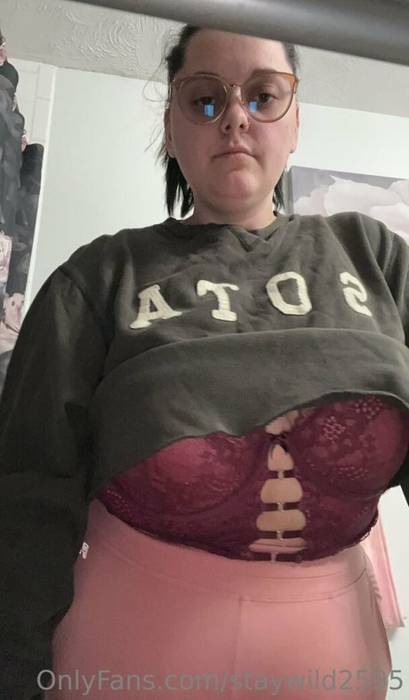 staywild2595 model nude galleries