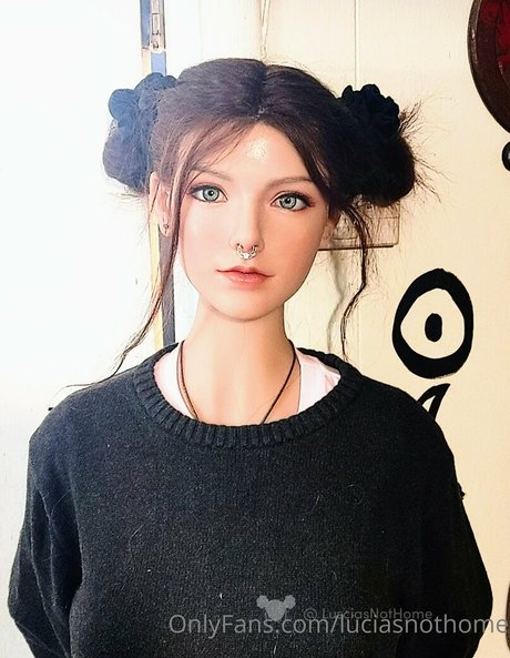 luciasnothome star sex photos