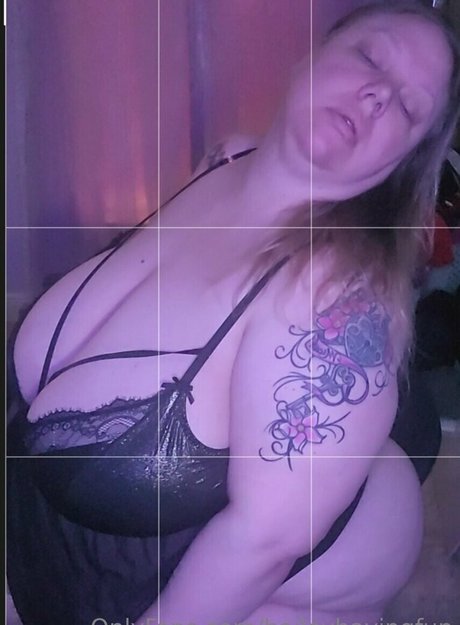 haileyhavingfun naked model picture