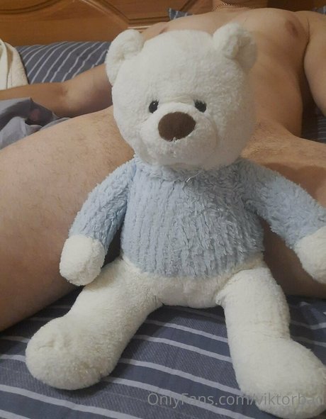 viktorbad model high quality images