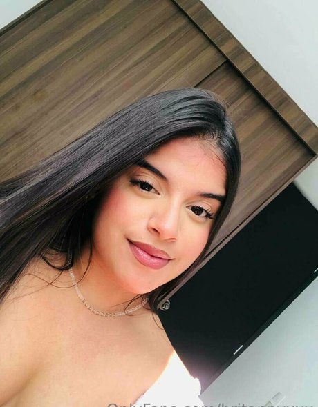 britannyxxx pretty pornstar img