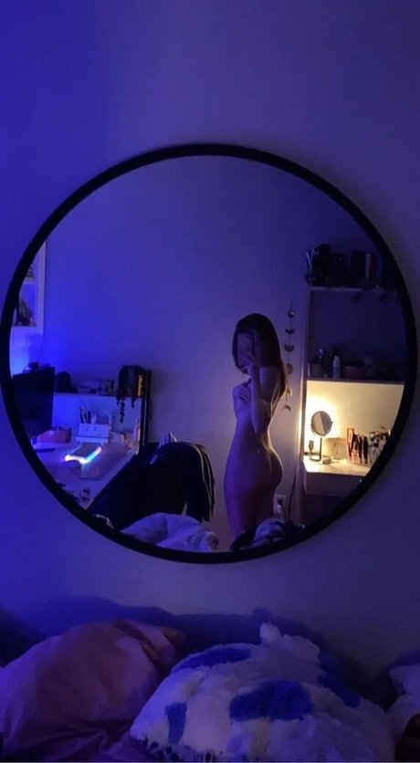 angellvrr star xxx photos