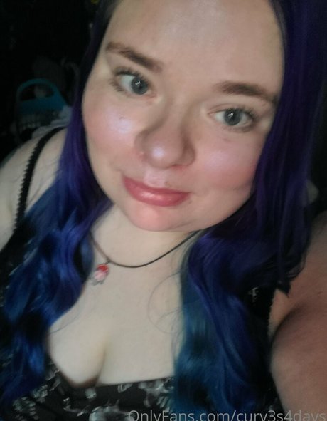 curv3s4days hot star pic