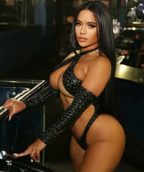 cum selfie onlyfans beautiful pic