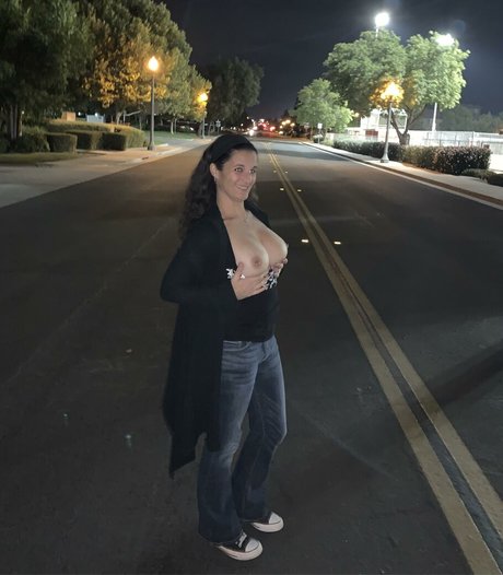 Mrs Badass perfect star photos