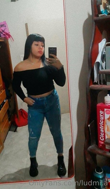 ludmi a perfect pornstar pic
