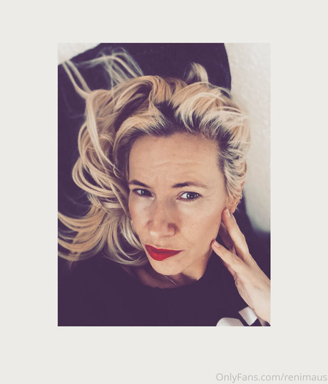 loveislove01 porn model image