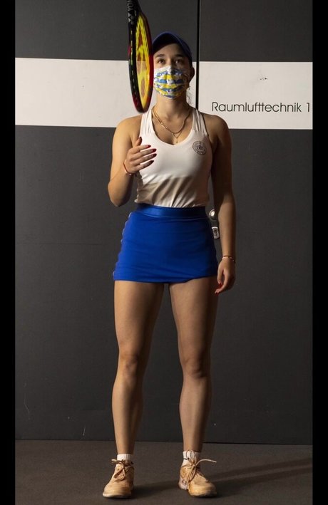 Eva Lys art star pictures