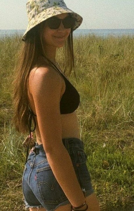 Eva Lys star naked picture