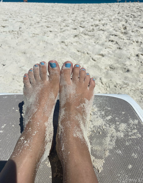 goddessvalentinaaa high quality actress images