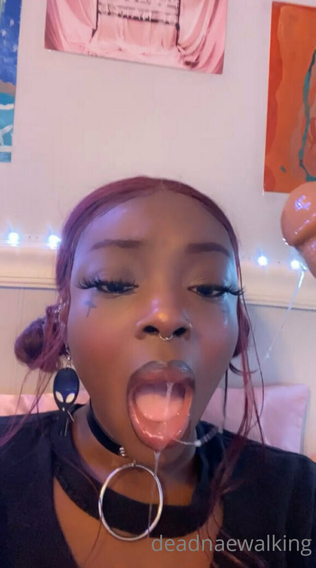 deadnaefree model pretty galleries