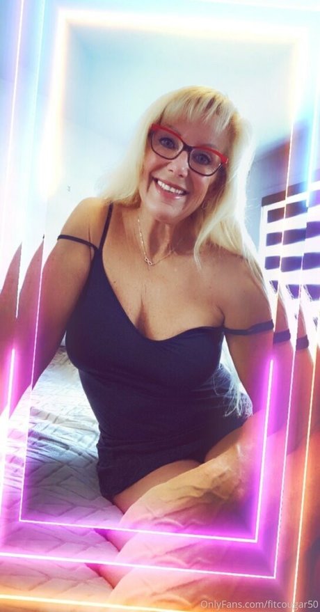 fitcougar50 high quality pornstar photos