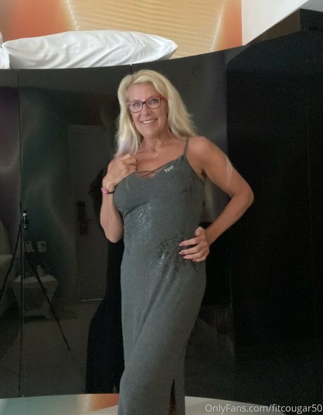 fitcougar50 hot model pics