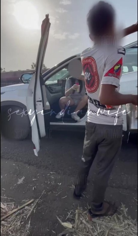 Sexyindianwife pornstar adult pic