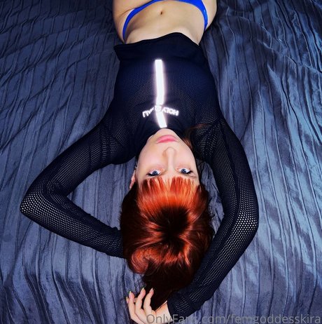 Goddess Kira pornstar exclusive photo