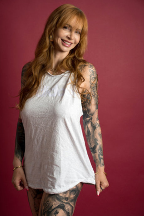 MayasWorld sexy star photo