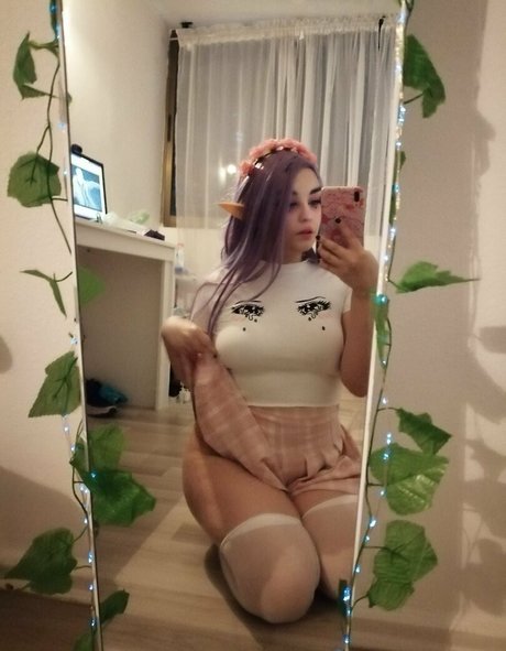 allein grrrl sexy actress galleries