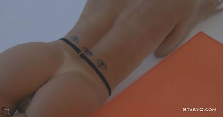 MollyK star hot images