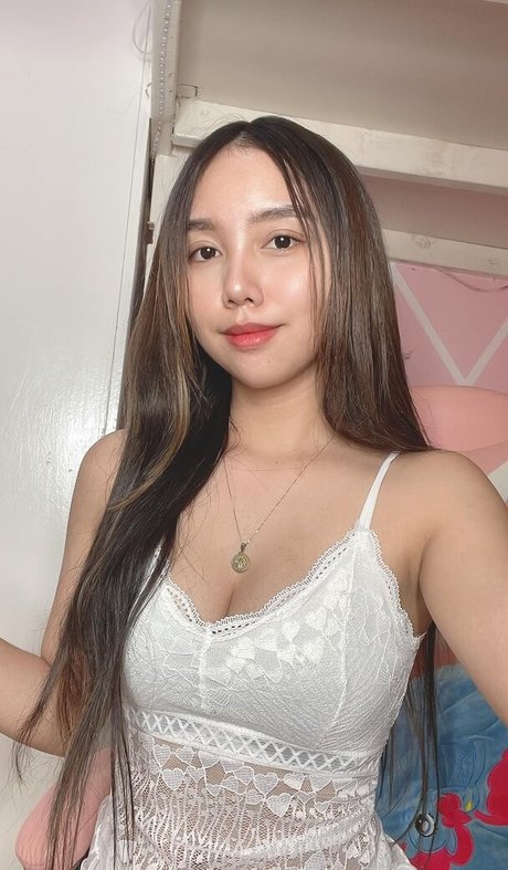 Ethelyn Memorando hot actress img