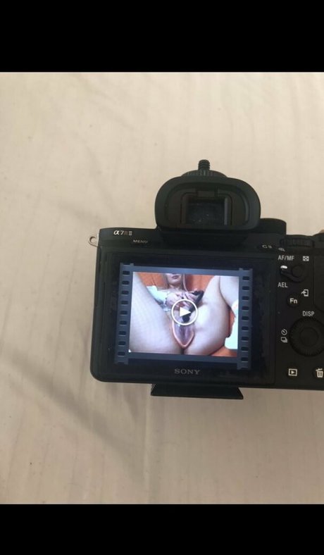 lauramarcuweb free pornographic model gallery