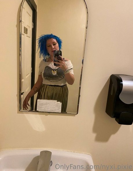 nyxi pixie star pornographic images