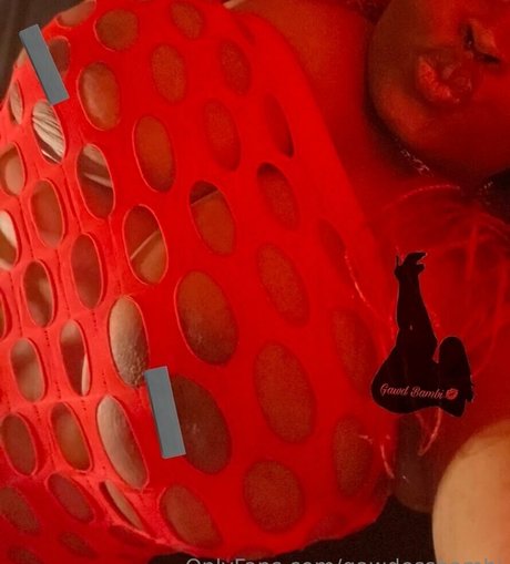 gawdessbambi best model pic