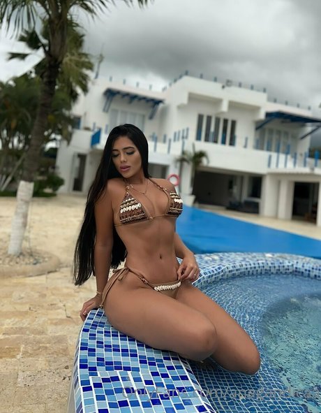 anagandicaa sexy star pics