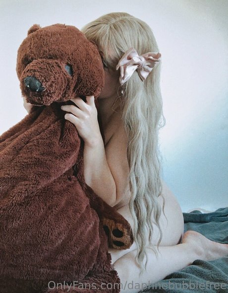 daphnebubblefree pornstar art img