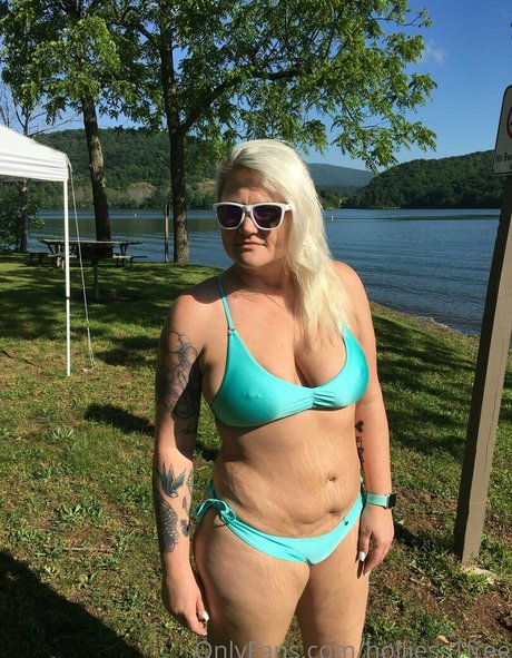 holliess1free pornstar sex pictures