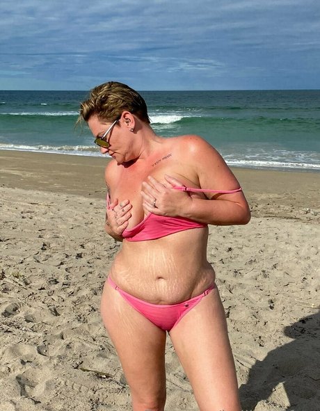 holliess1free sexy actress galleries