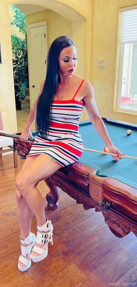 jewels jade vip porn model img