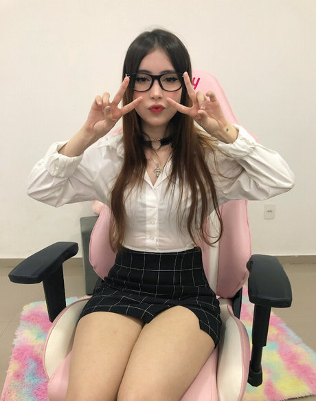 kalimaraa star pornographic picture