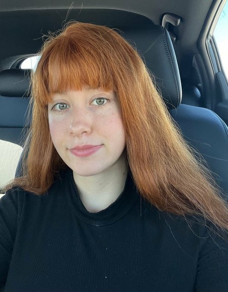 Pinksyreen star art galleries