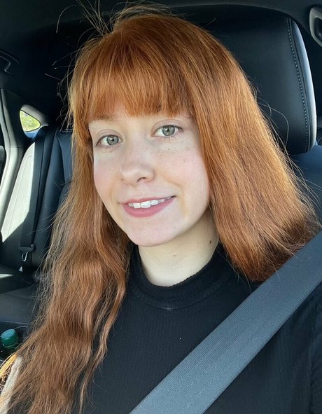 Pinksyreen star sex pics