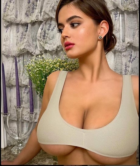 Irina Vinding sexy actress gallery