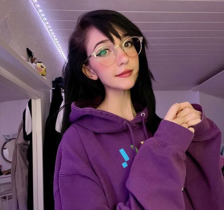 Nananightray free model picture