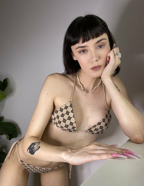 Catherineknight hot pornstar img