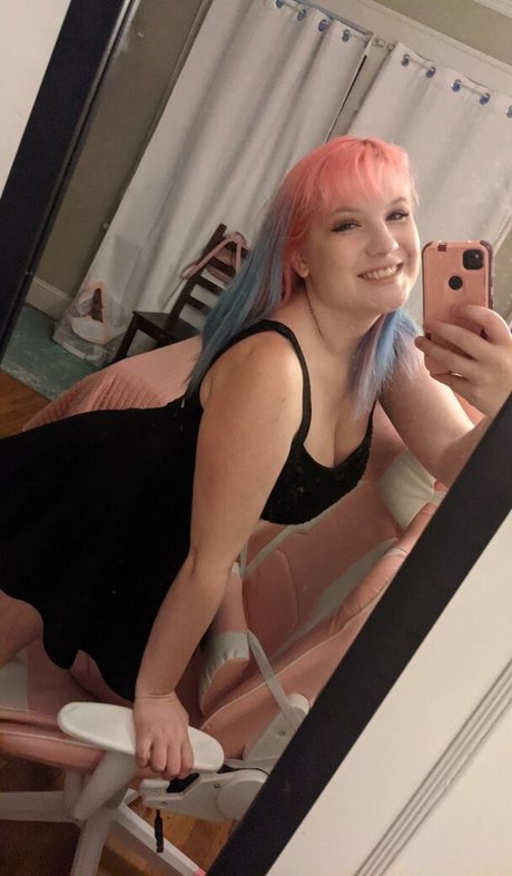 Natalie Minx model gallery