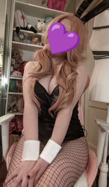 Natalie Minx model adult photos