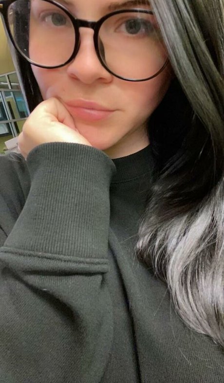 britbrat pornstar sexy photos