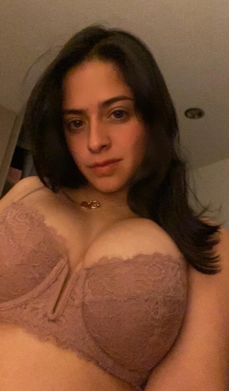 Totti Mane hot star pictures