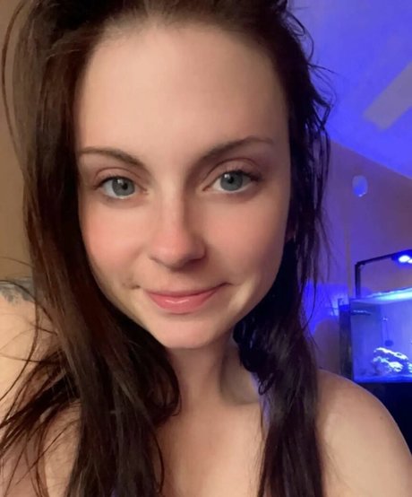 MudslinginTrainwreckVIP model xxx images