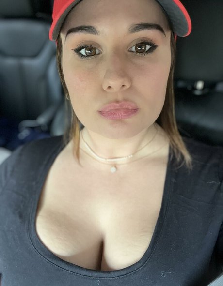 LillyBehave perfect model images