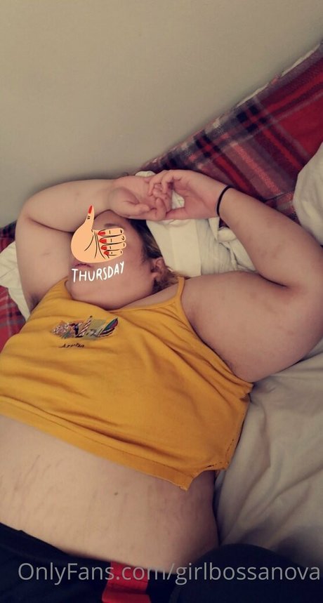 girlbossanova nude model gallery