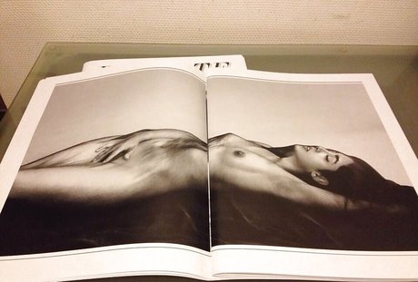 Golshifteh Farahani star naked img