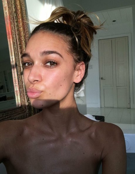 April Love Geary pornstar free photos