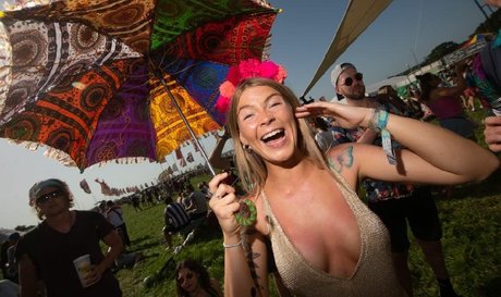 Charlotte Summers porn star pics