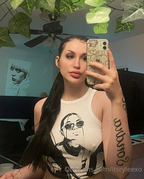 itsazaleaxo xxx pornstar picture